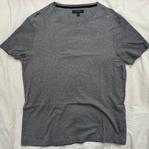 Banana Republic Tshirt